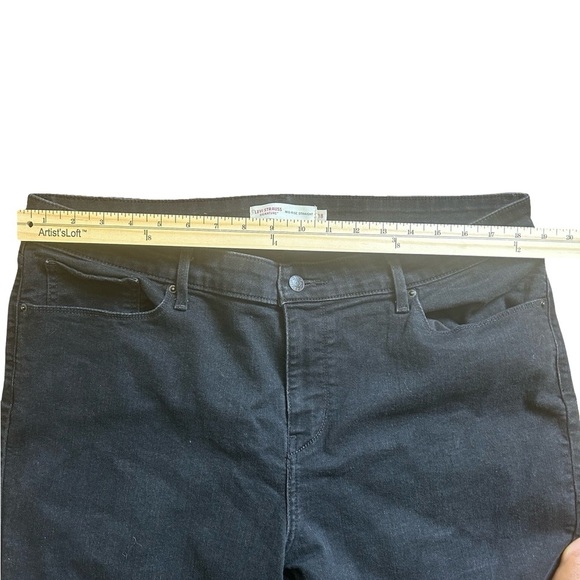 Levi’s Women’s Mid Rise Straight Signature 18 - Picture 5 of 8